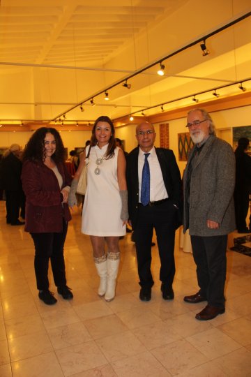 2014 yılında Hacettepe Üniversitesi Güzel Sanatlar Fakültesi’nde öğrencilere yönelik yapılan “İsmail Altınok” Paneli ve Sergisi