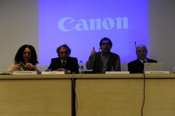 2014 yılında Hacettepe Üniversitesi Güzel Sanatlar Fakültesi’nde öğrencilere yönelik yapılan “İsmail Altınok” Paneli ve Sergisi